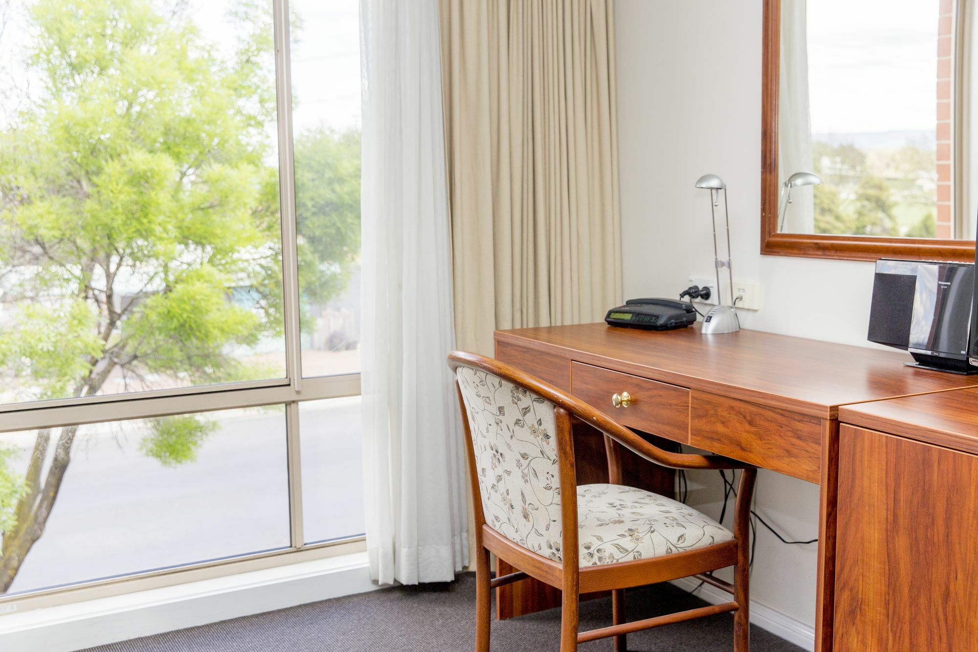 Charlotte Apartments 배서스트 외부 사진