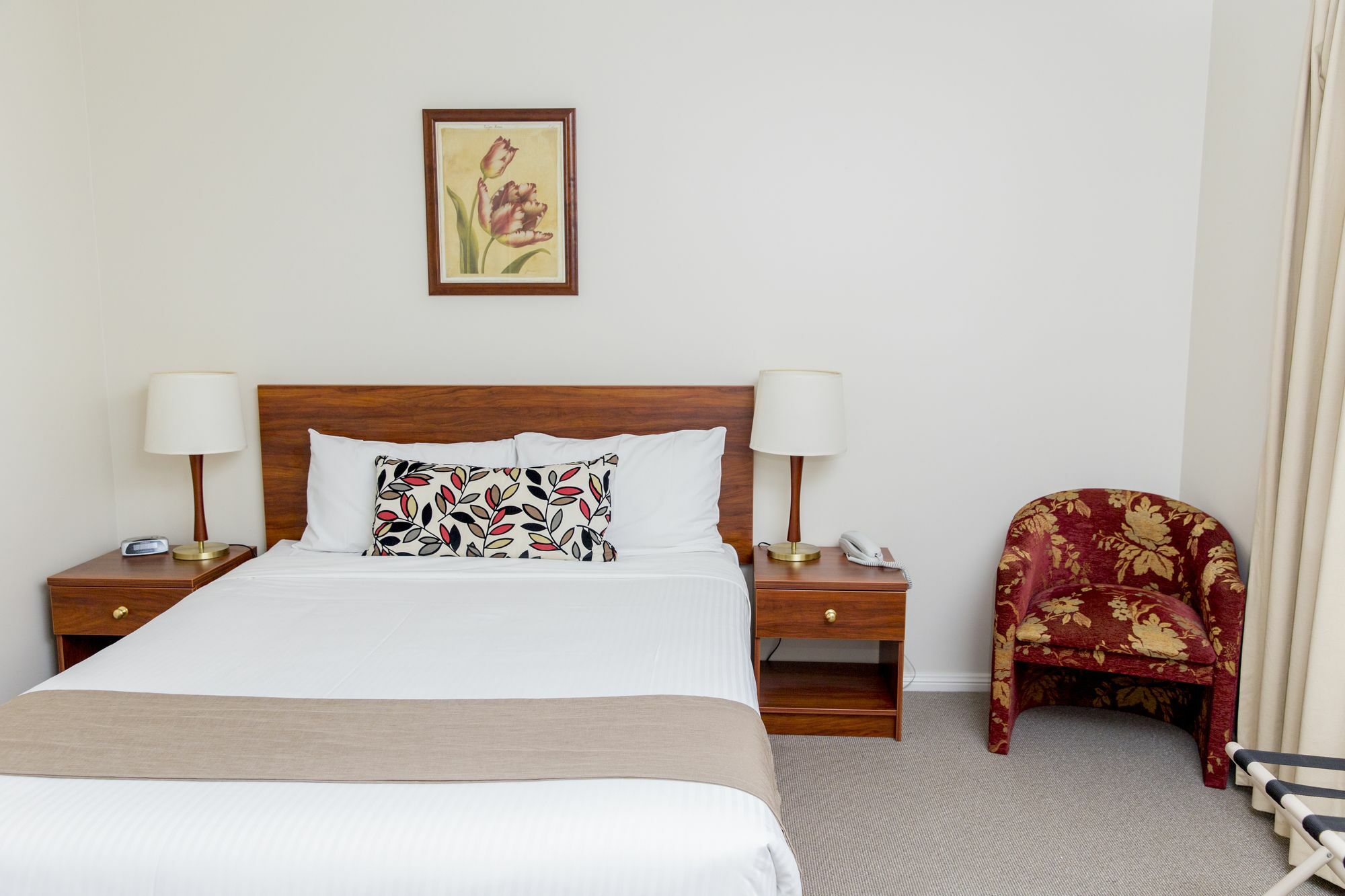 Charlotte Apartments 배서스트 외부 사진