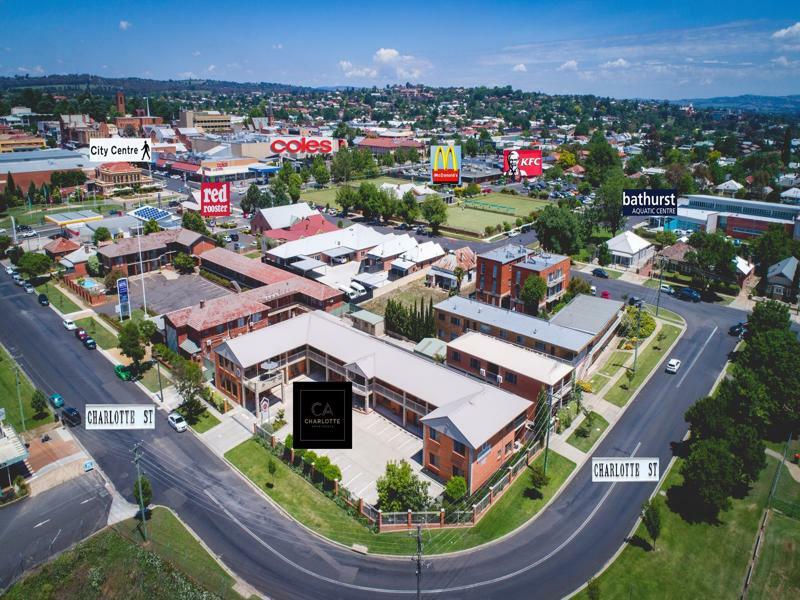 Charlotte Apartments 배서스트 외부 사진