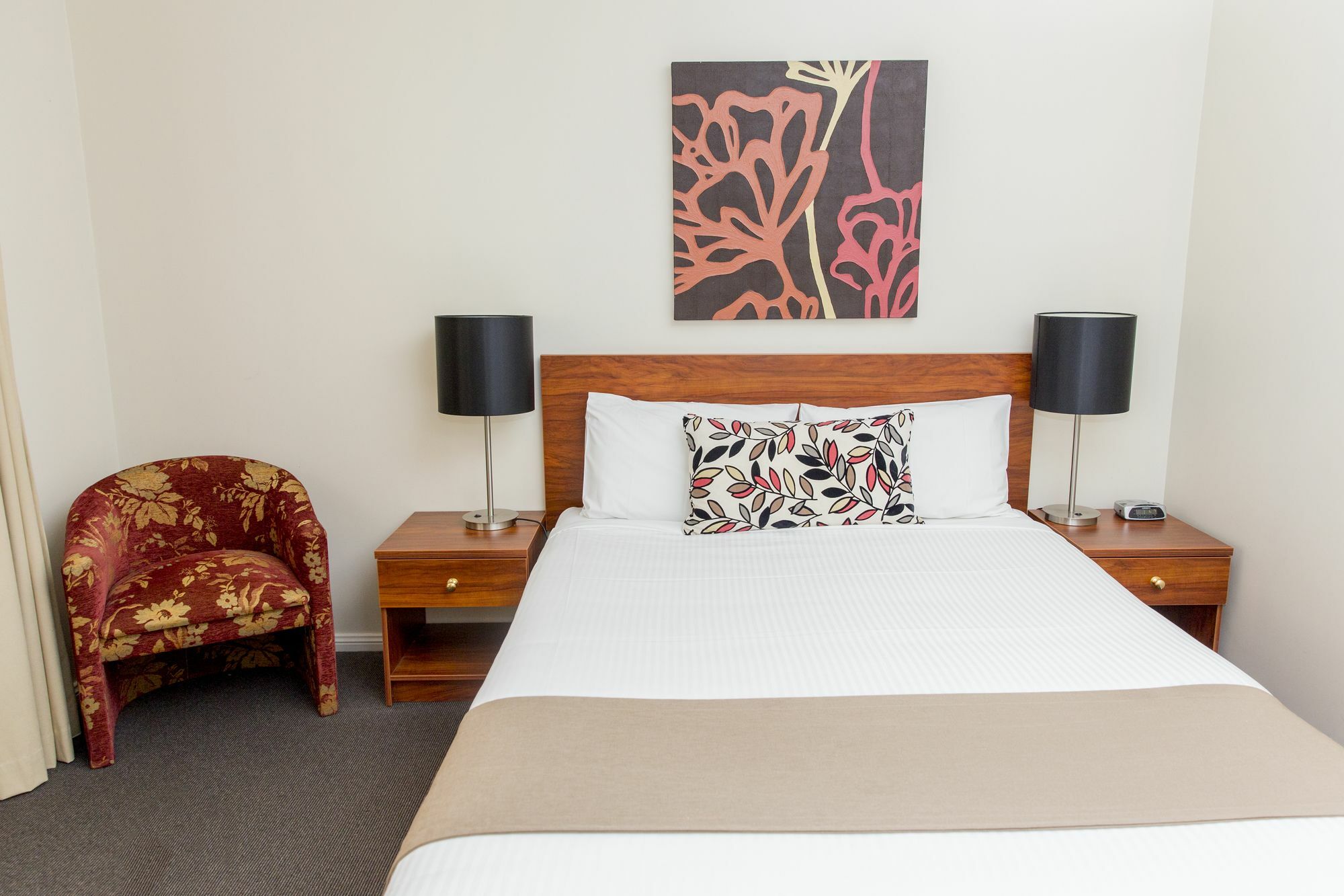 Charlotte Apartments 배서스트 외부 사진
