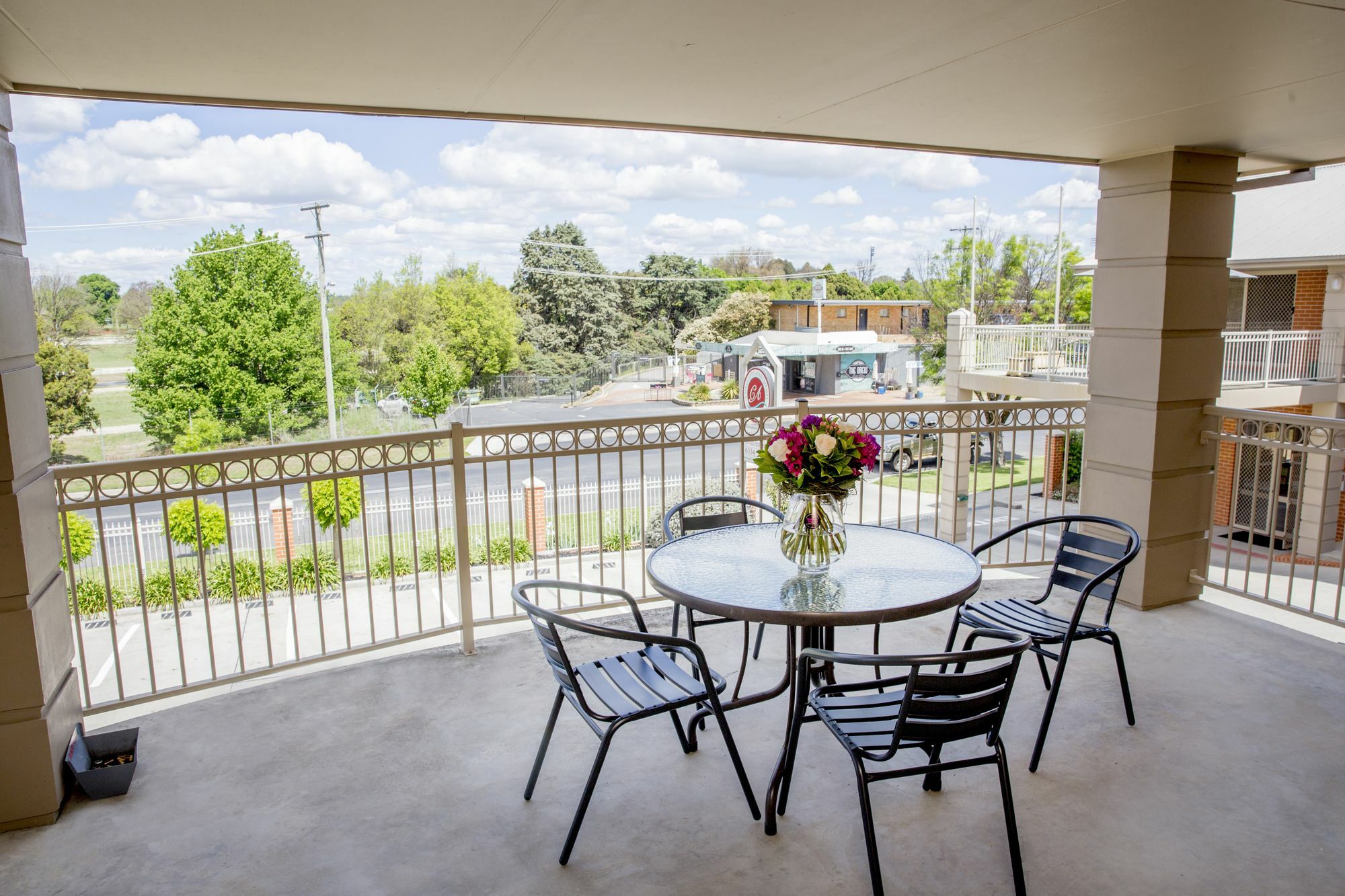 Charlotte Apartments 배서스트 외부 사진